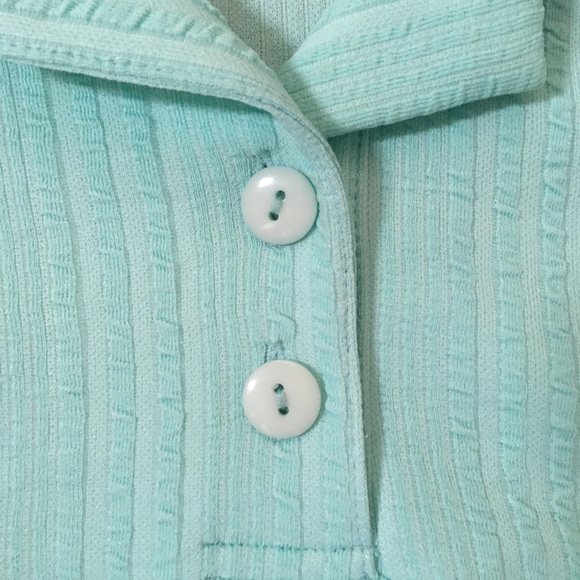 Mint Green Vintage Blouse 🐬 - Picture 8 of 8